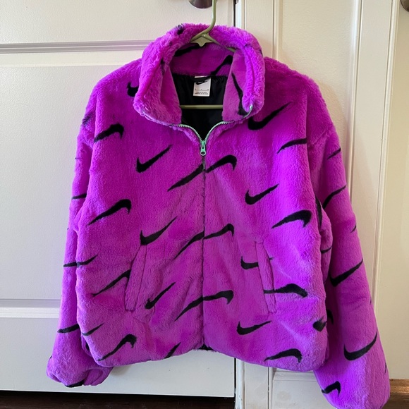 Nike Faux Fur Jacket - Picture 1 of 5